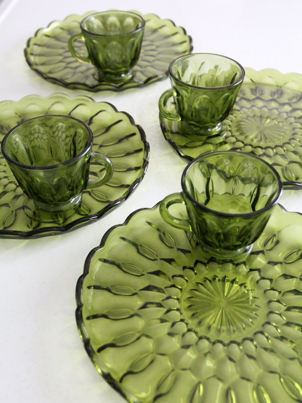 vintage 70s Anchor Hocking Fairfield snack plate and cup set of 8