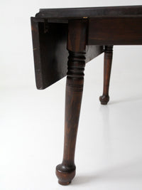 early American style drop leaf dining table