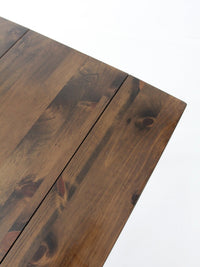 early American style drop leaf dining table