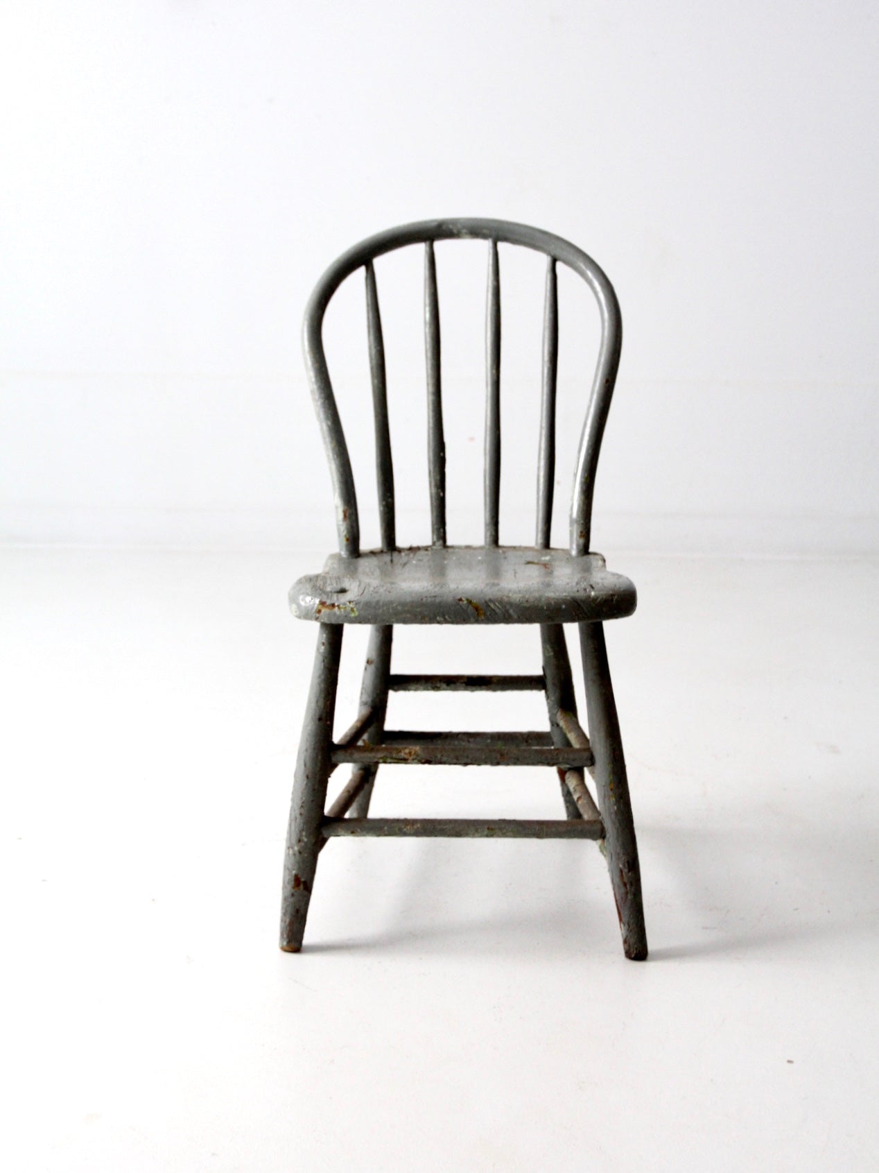 antique primitive Windsor chair