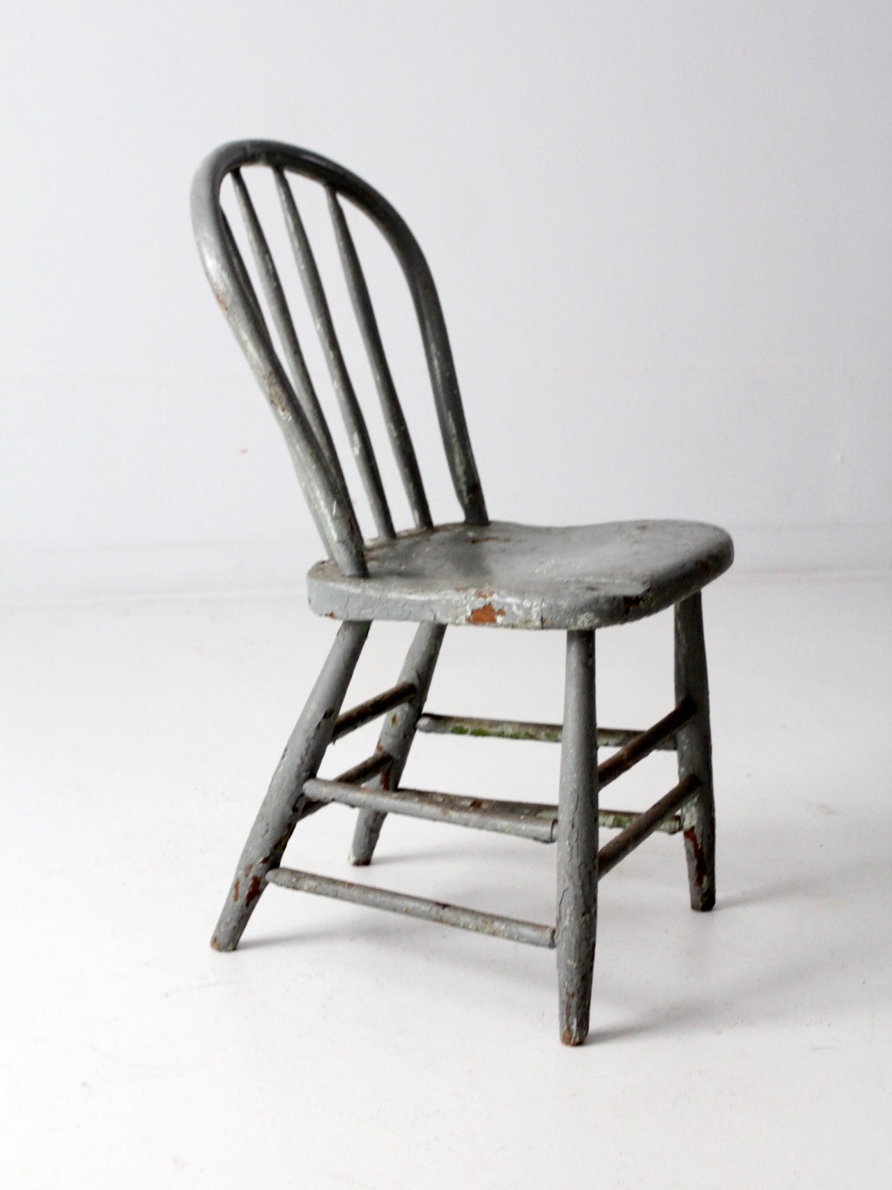 antique primitive Windsor chair