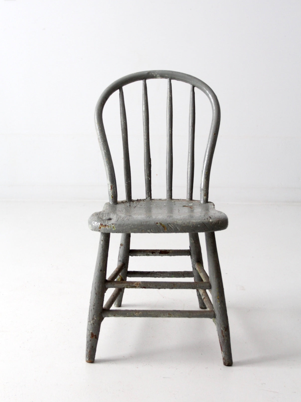 antique primitive Windsor chair