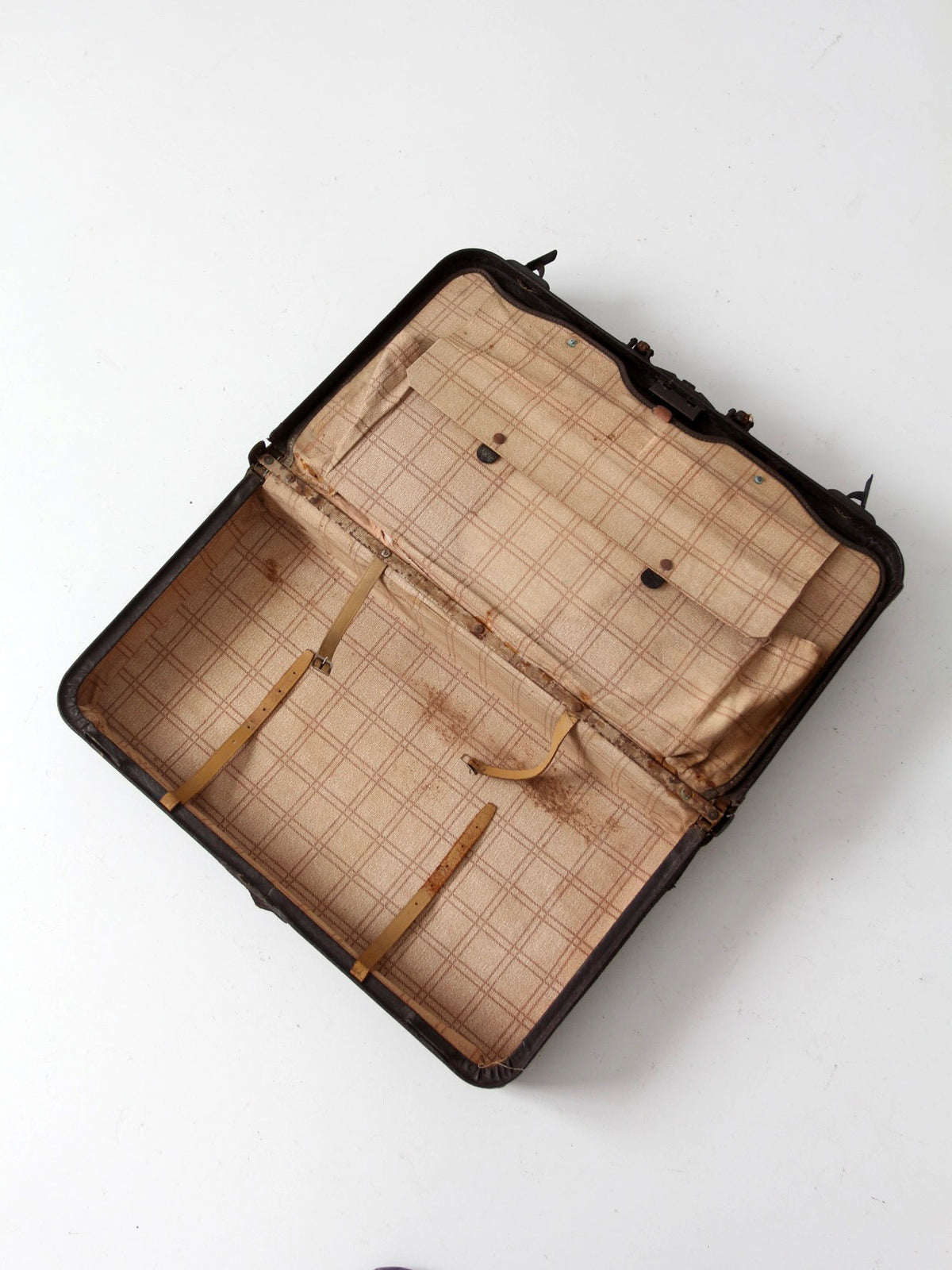 antique dark brown pebbled leather suitcase | circa 1930s–1940s