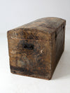 1800s Scandinavian dome trunk top trunk