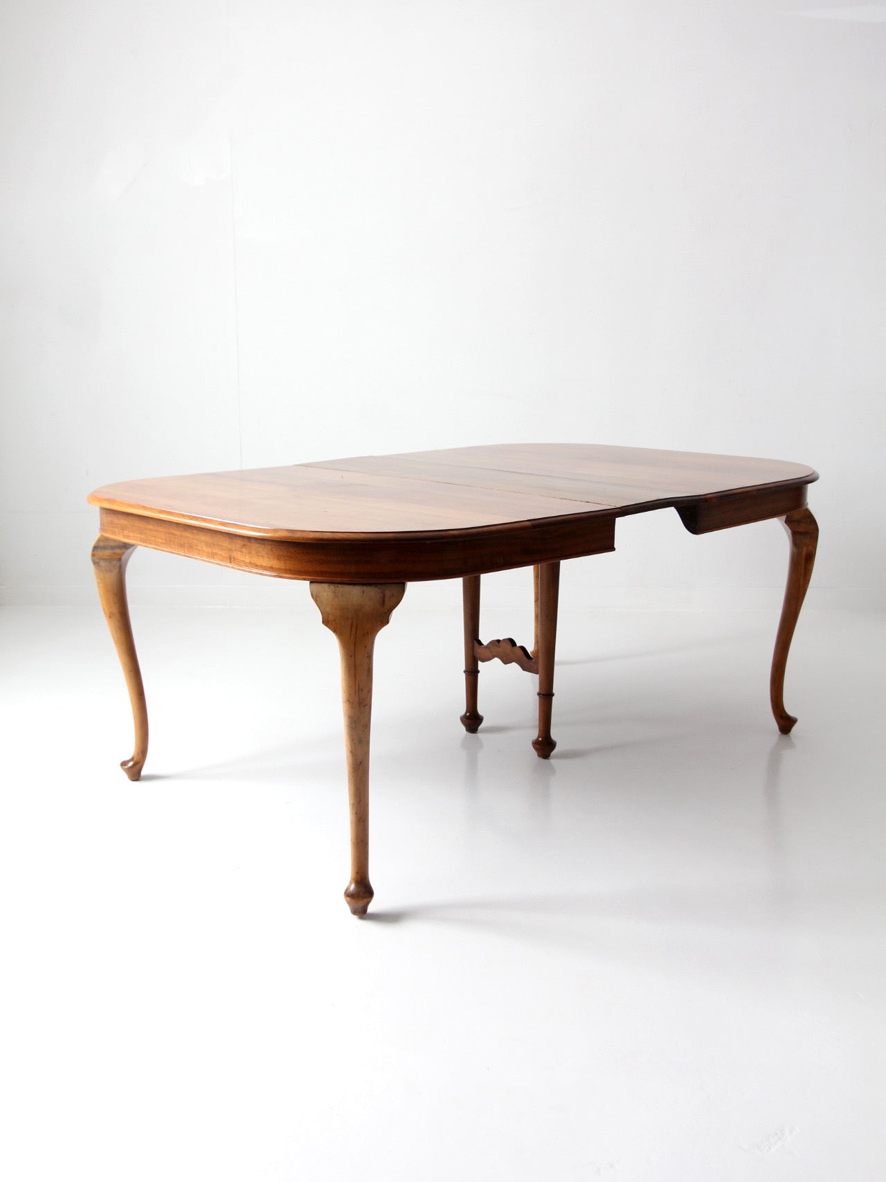 antique Queen Anne revival extension dining table