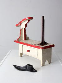 vintage cobbler's shoe stand station