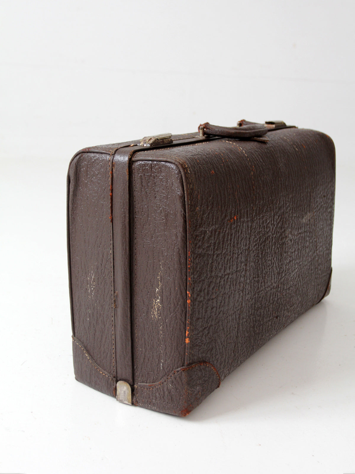 vintage 1940s brown leather travel suitcase