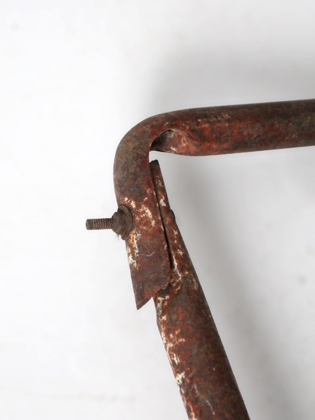 mid-century metal patio chair with cantilever frame