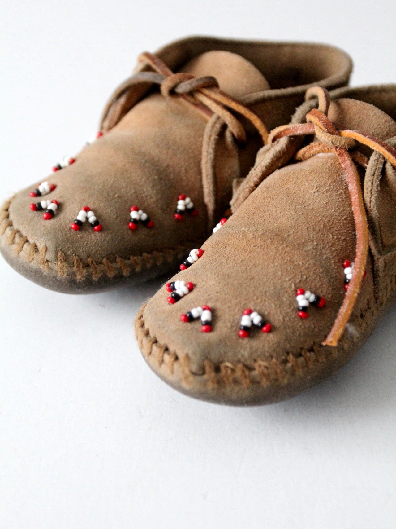 Minnetonka children's moccasins on sale