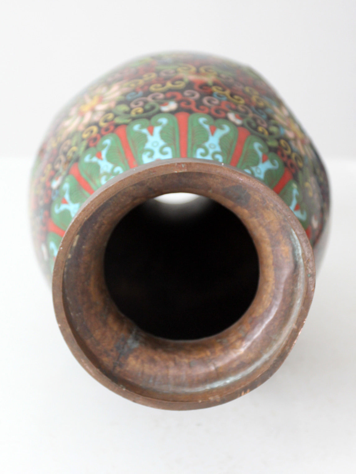 antique Chinese cloisonne decorative vessel