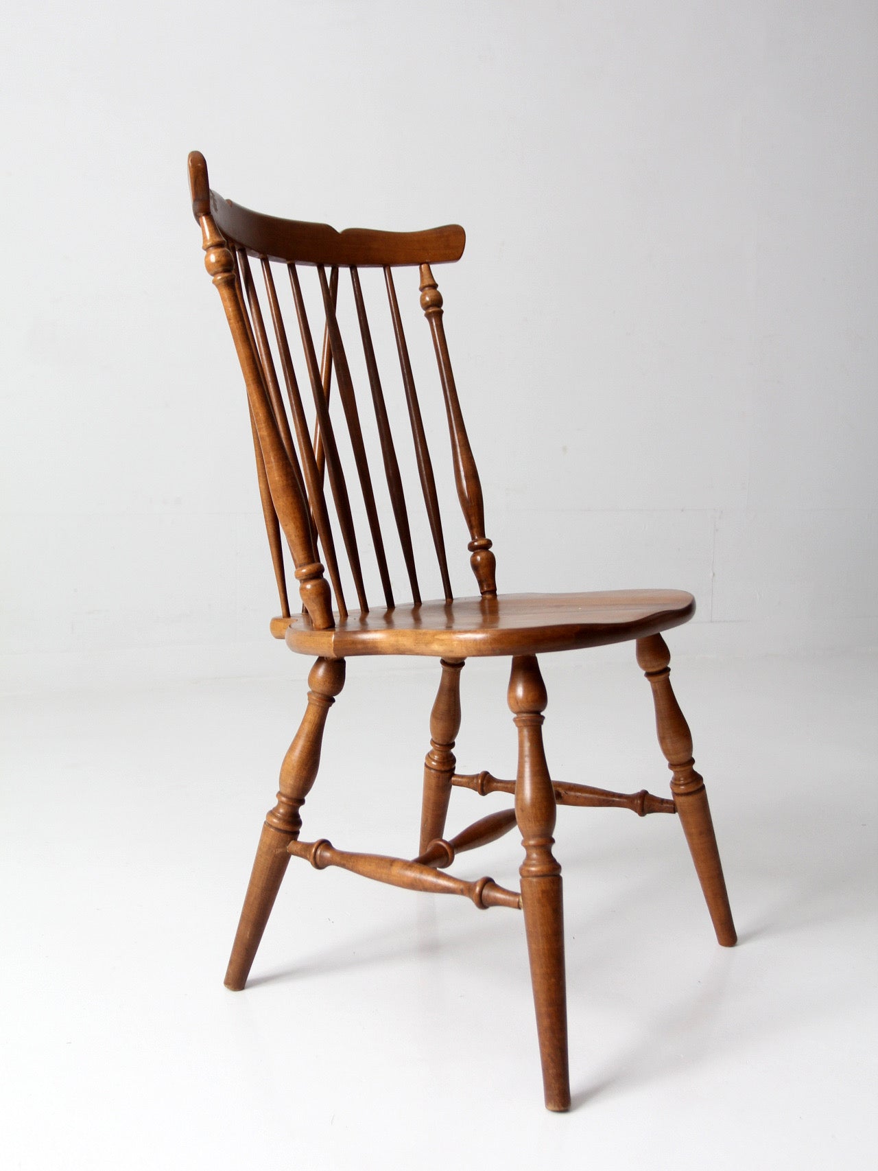 mid-century brace back Windsor chair