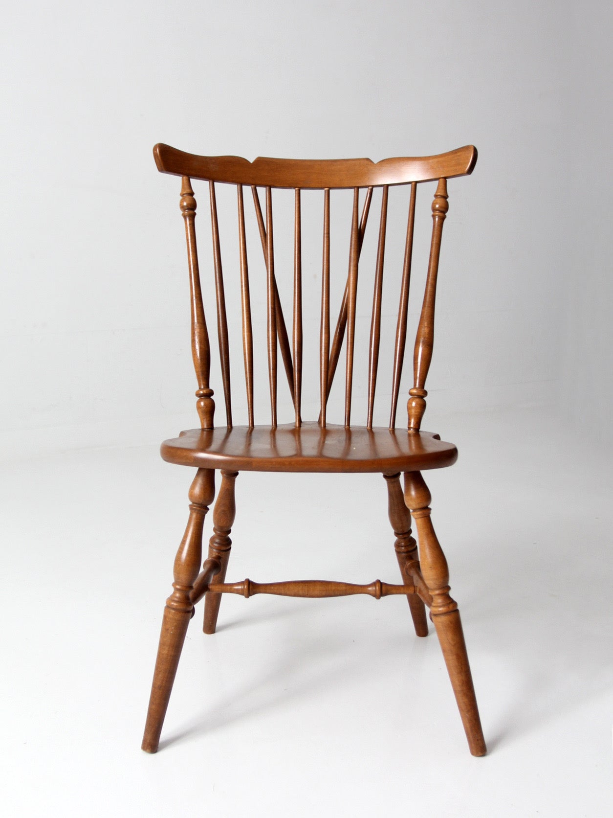 mid-century brace back Windsor chair