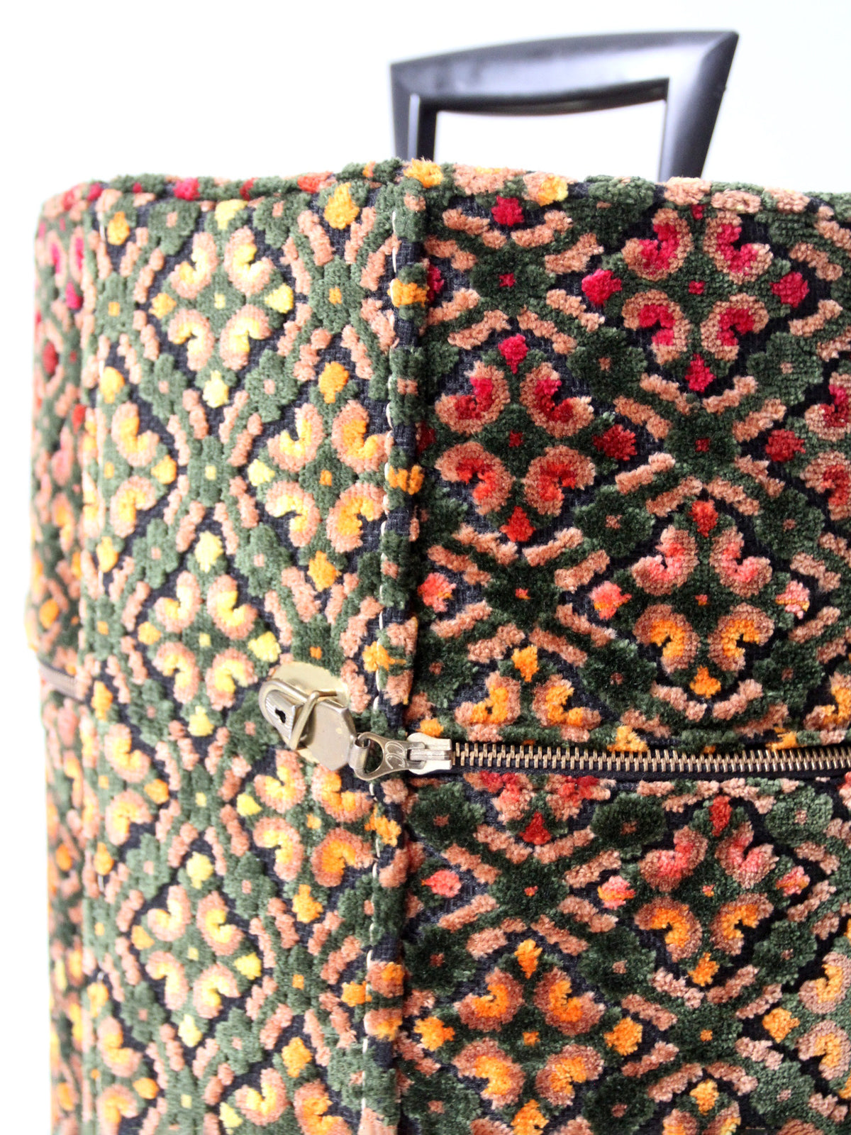 1960s Carry-All by Munro cut velvet jacquard wig case