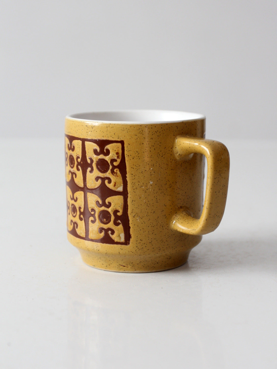 vintage 1970s geometric ceramic mug