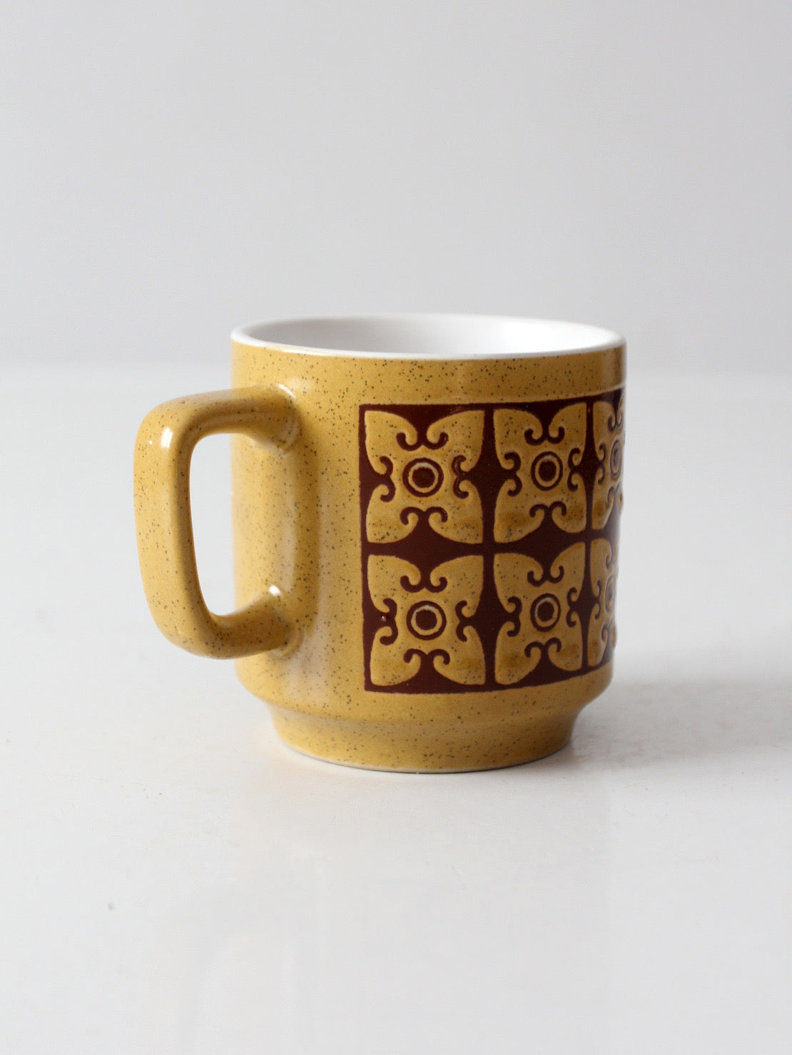 vintage 1970s geometric ceramic mug