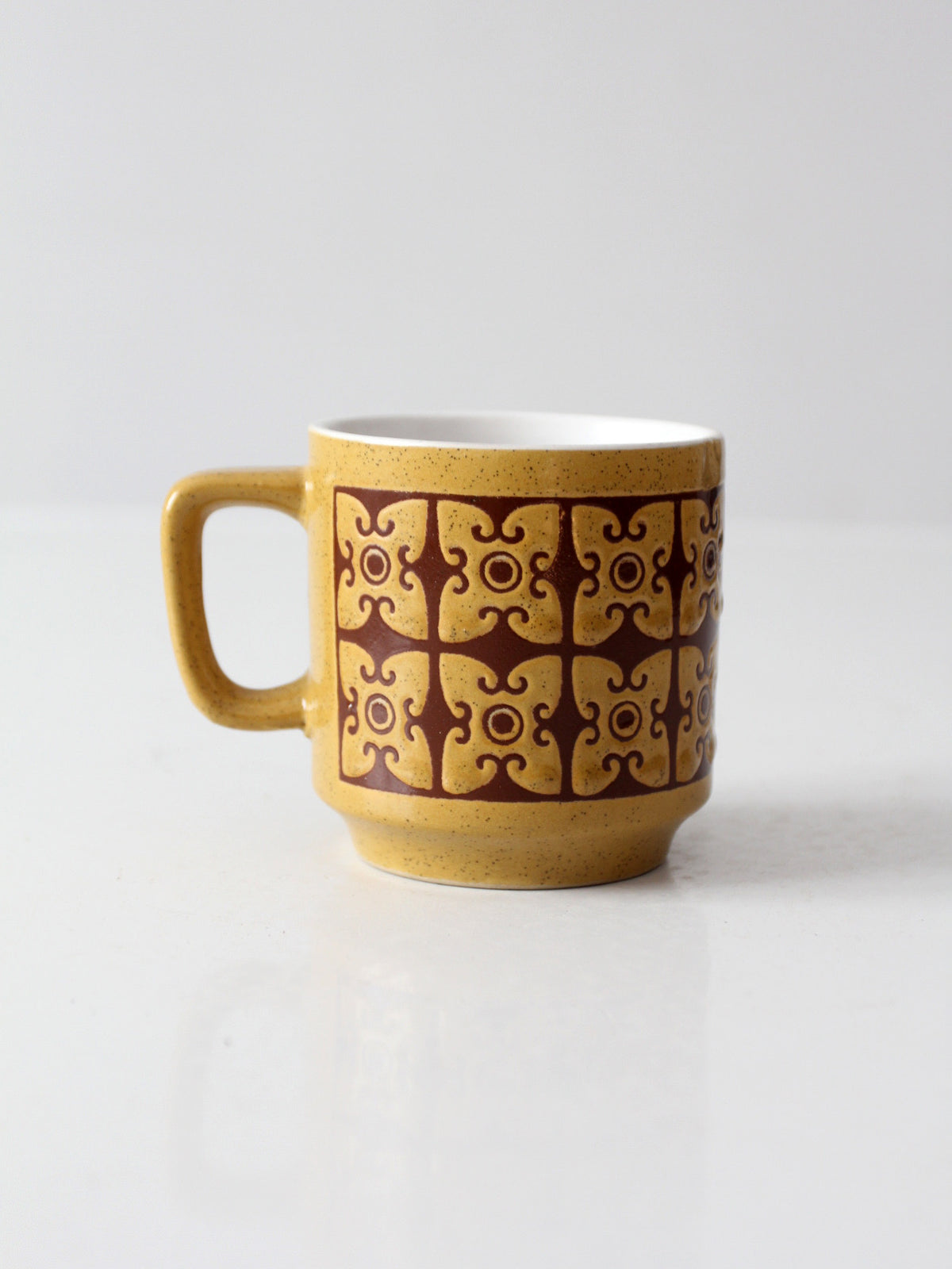 vintage 1970s geometric ceramic mug