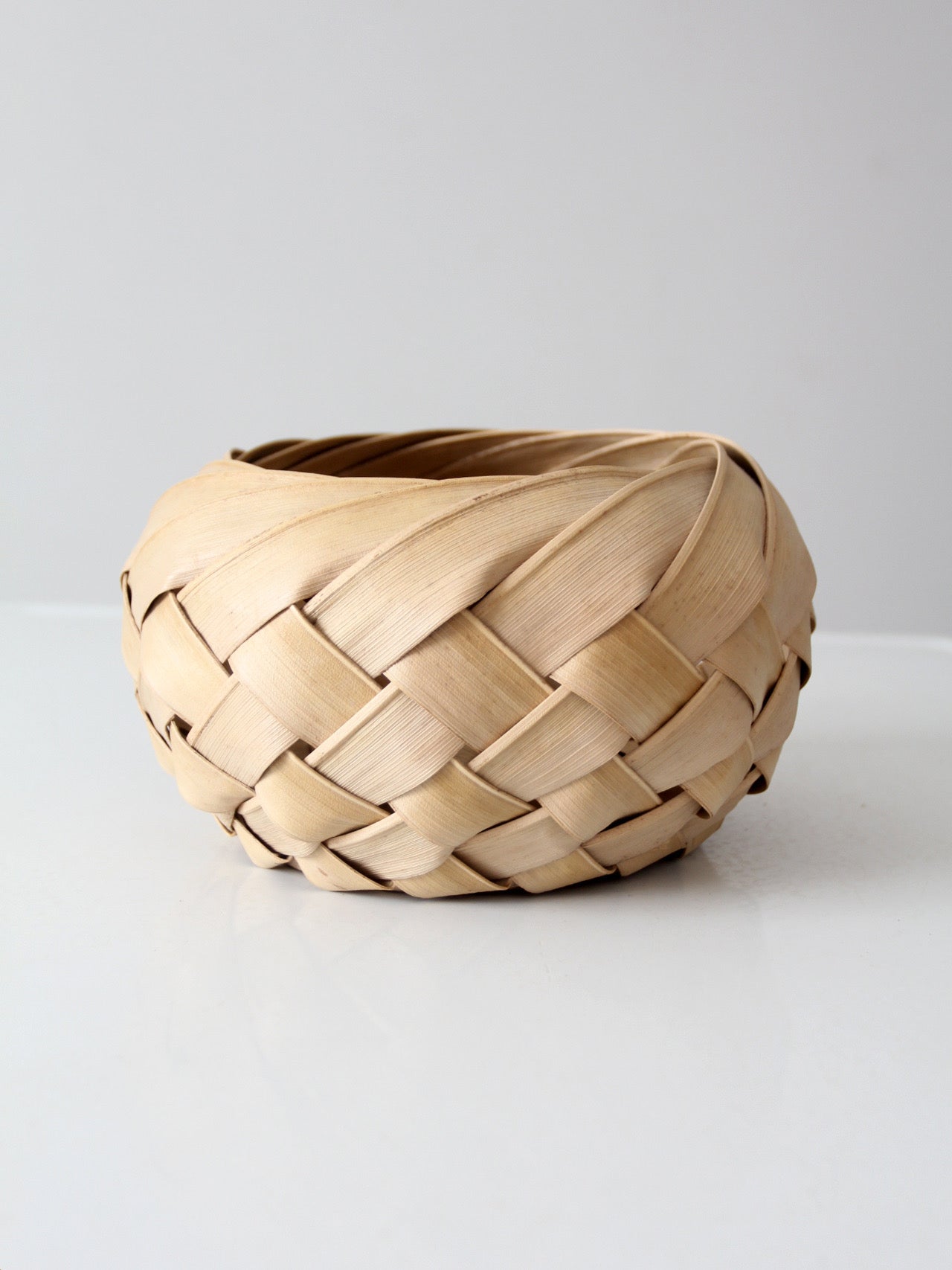 vintage palm frond basket bowl