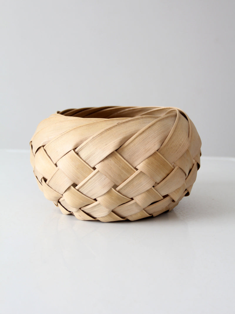 vintage palm frond basket bowl