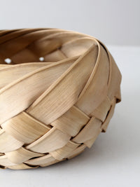 vintage palm frond basket bowl