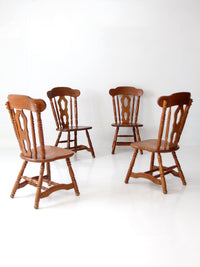 set of 4 vintage early American colonial revival dining chairs