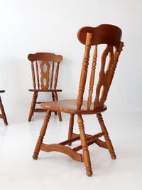 set of 4 vintage early American colonial revival dining chairs