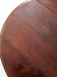 vintage Queen Anne drop leaf coffee table