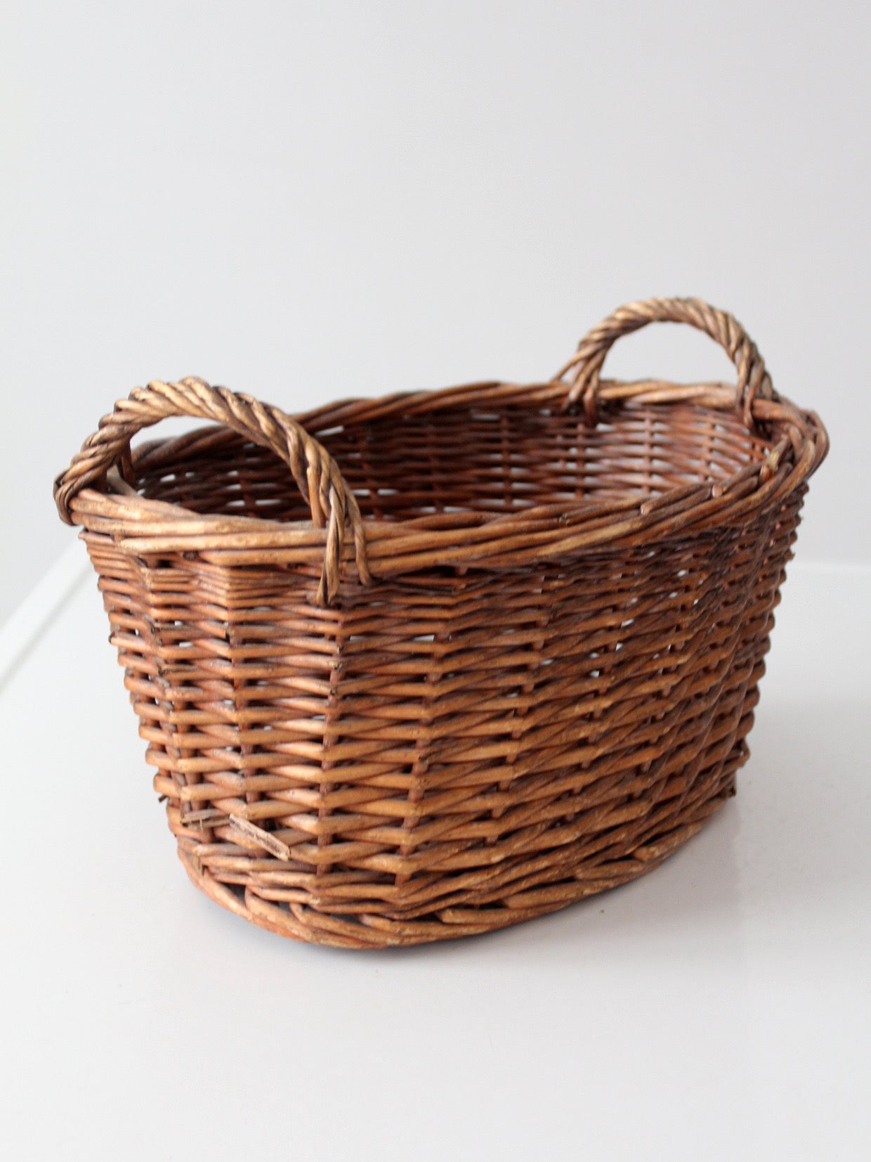 Primitive Farmhouse – 86 Vintage