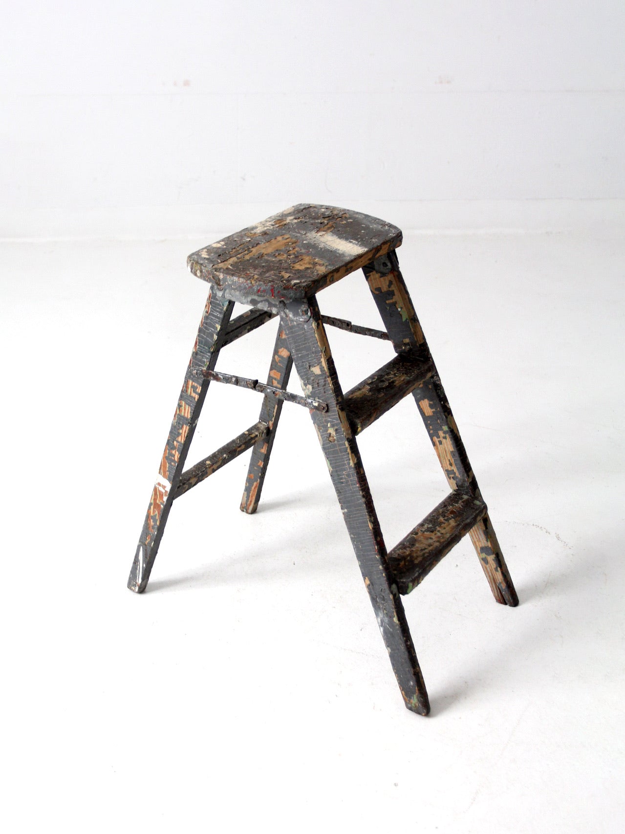vintage painted wood step ladder – 86 Vintage