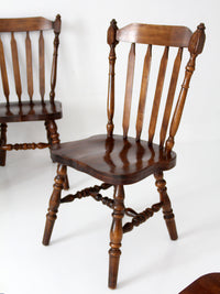 vintage Colonial spindle back dining chairs set of 6