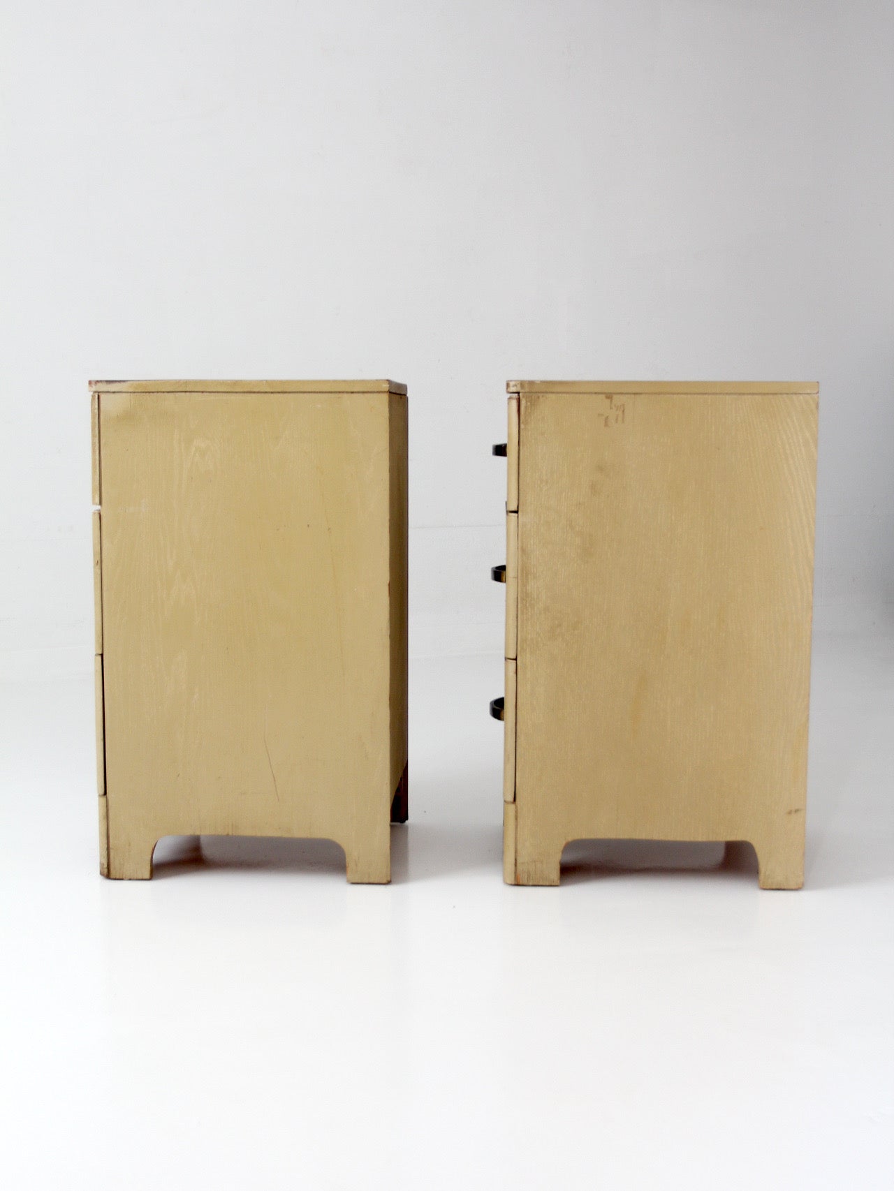 pair of 1950s transitional nightstands