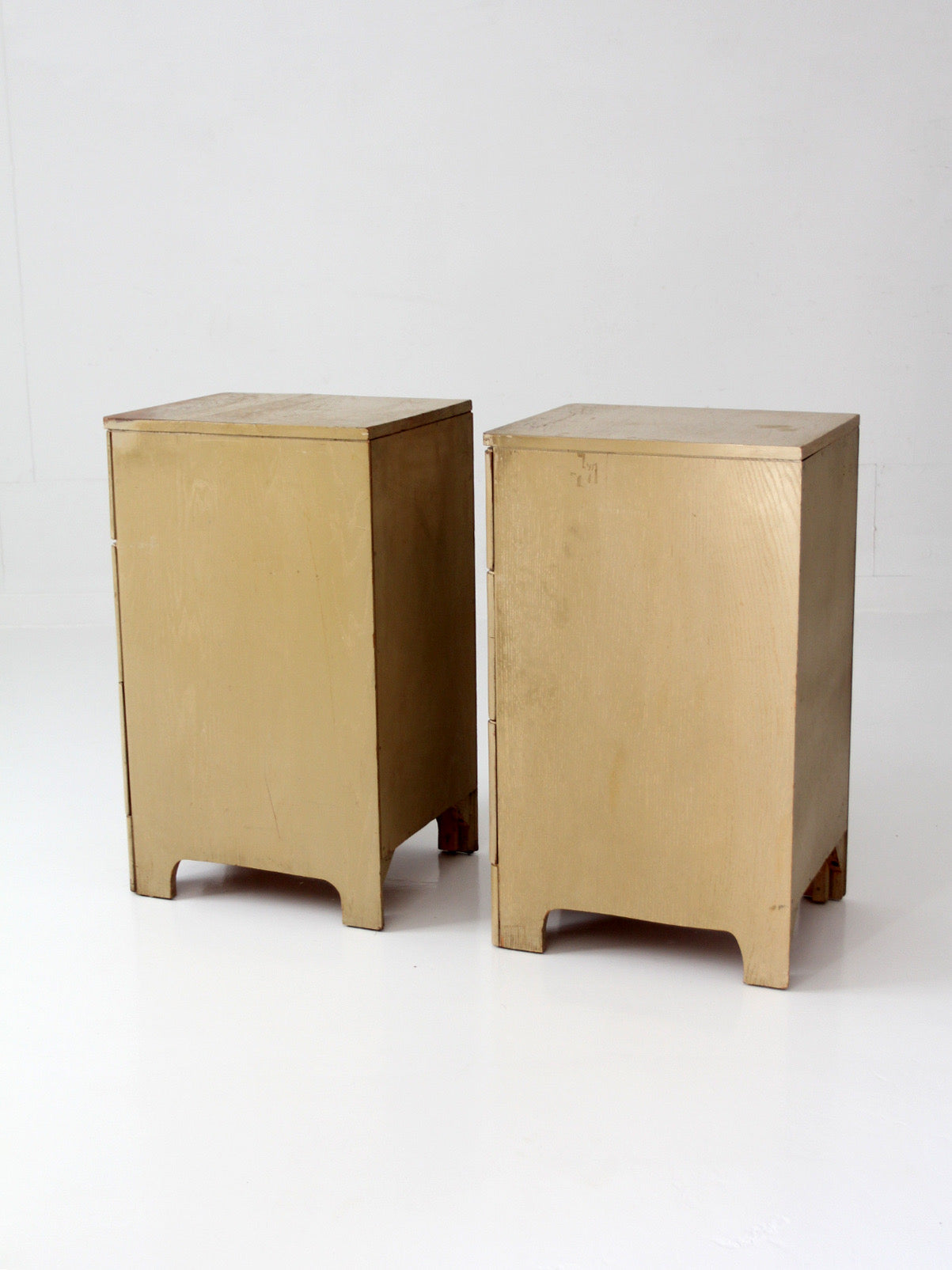 pair of 1950s transitional nightstands