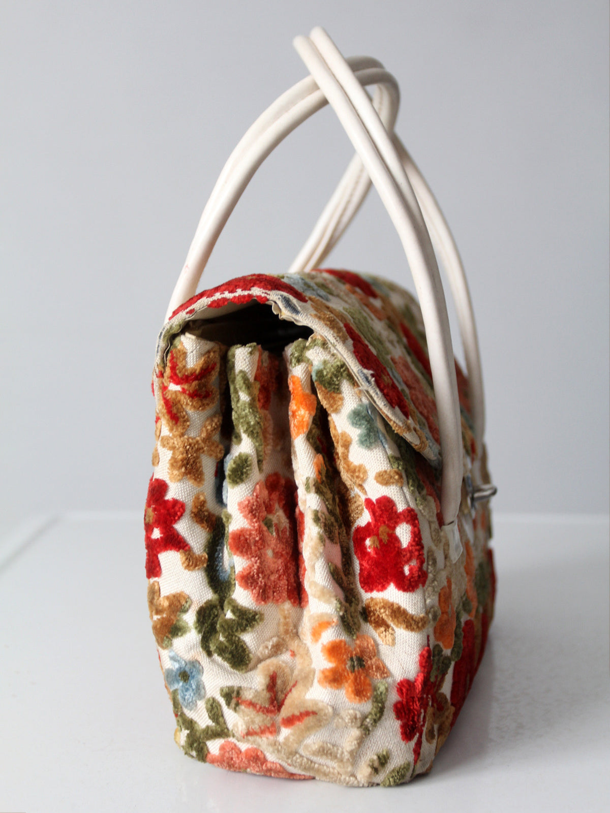 vintage 1960s floral tapestry handbag