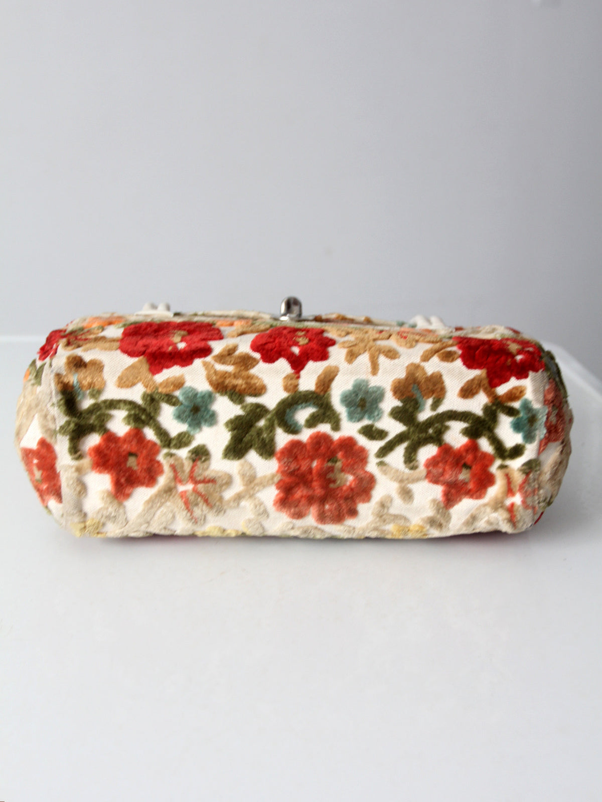 vintage 1960s floral tapestry handbag