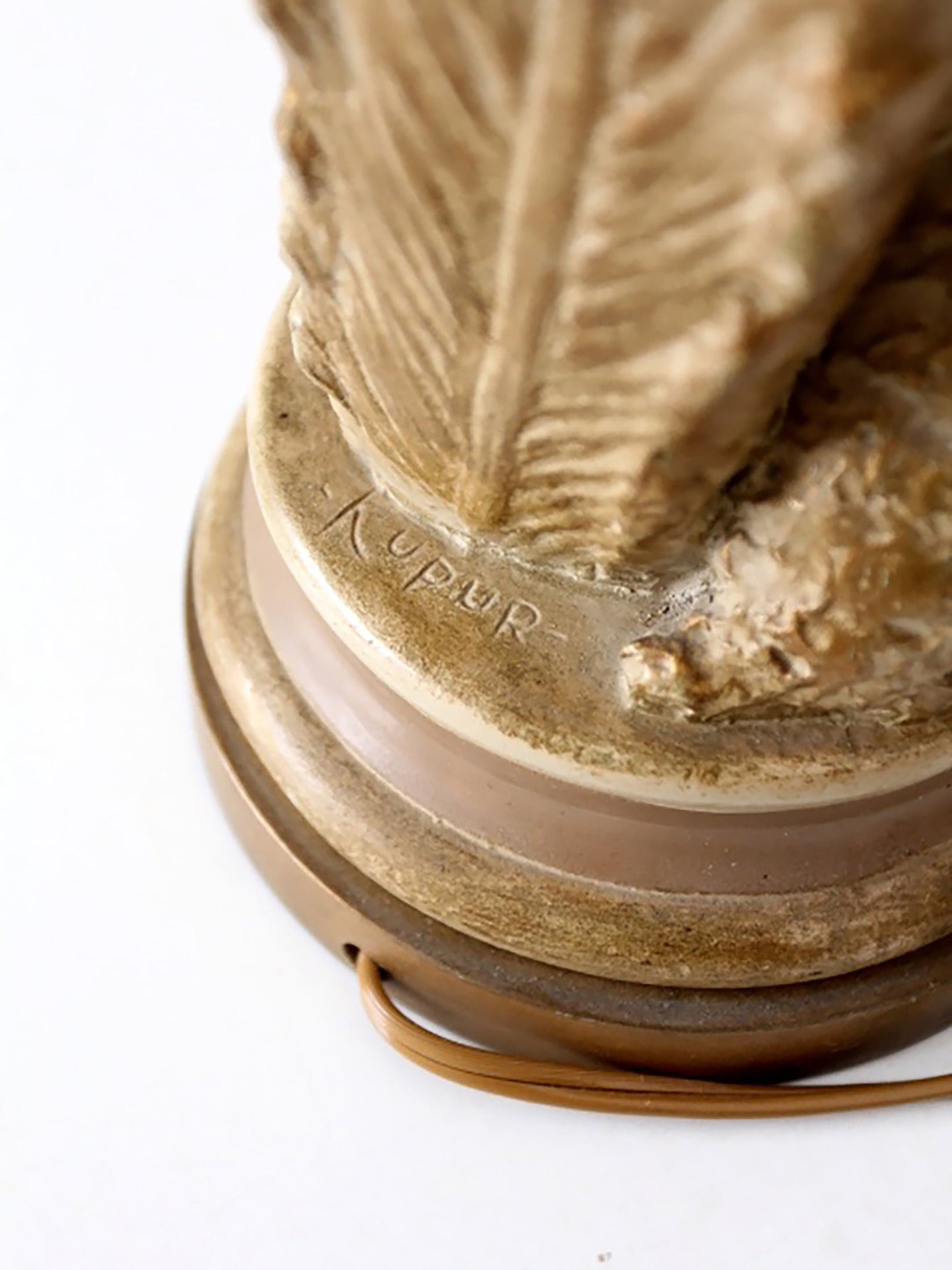 vintage pastoral figurative gilt table lamp