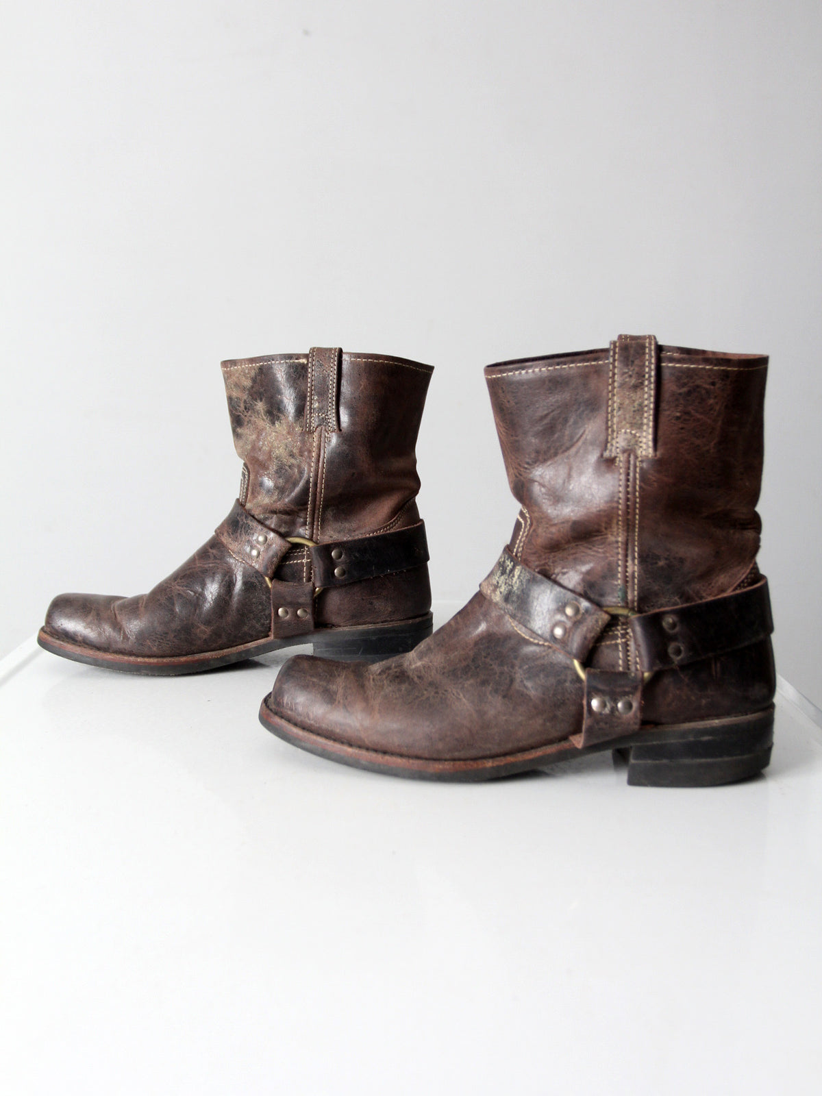 vintage Frye men's distressed brown leather harness boots | size 12