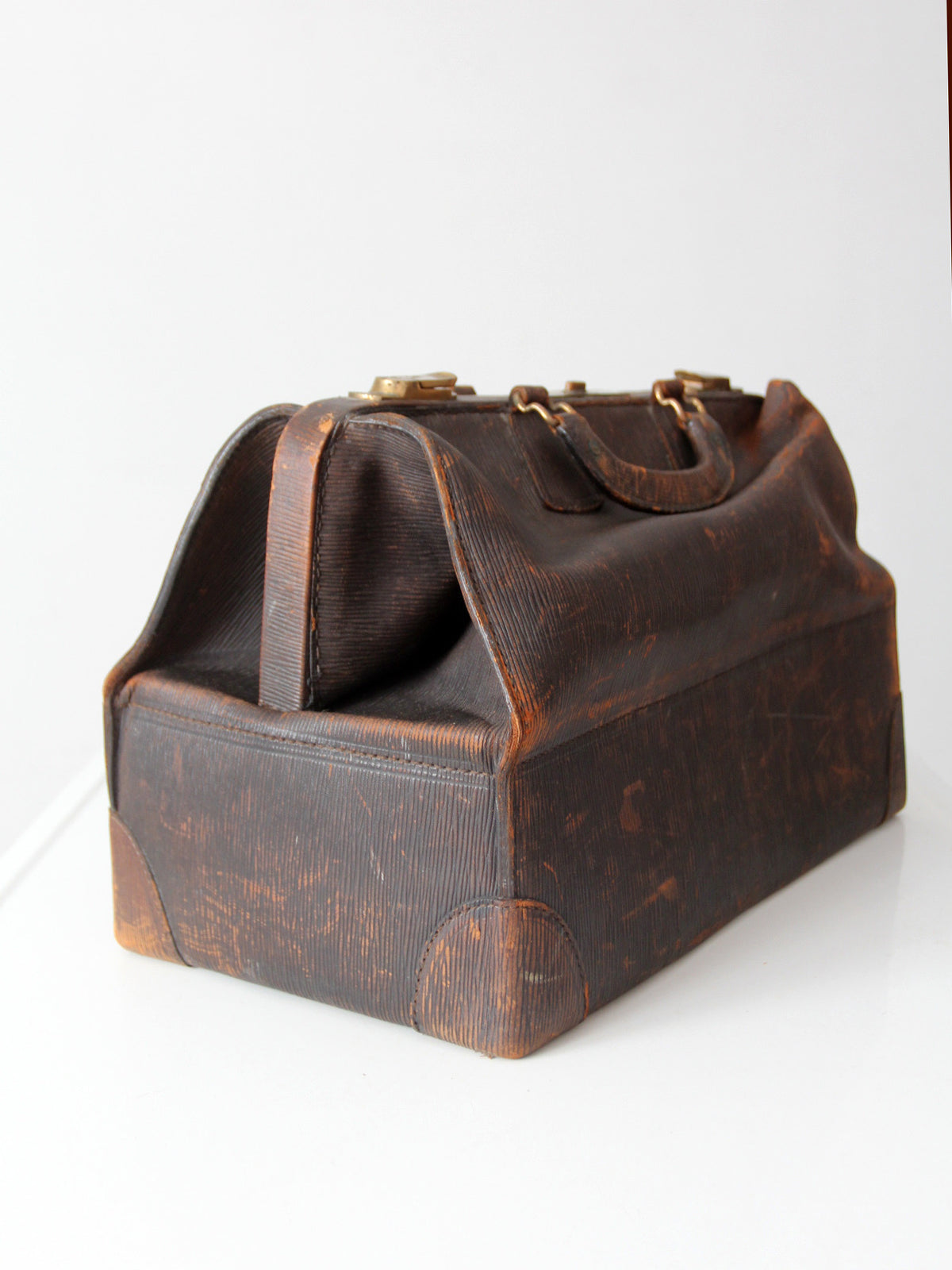 antique early 20th century leather doctor’s bag
