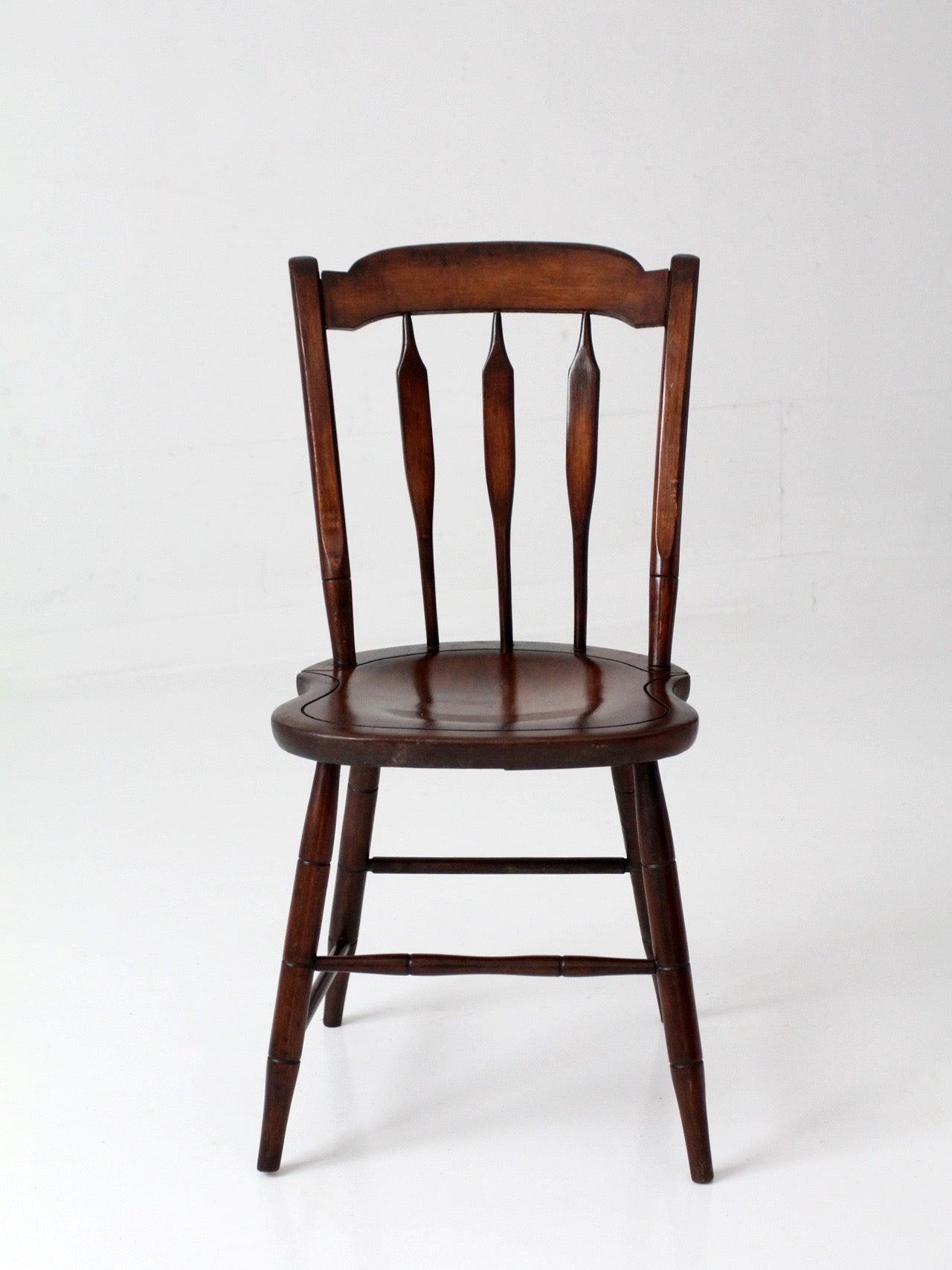 vintage Windsor style side chair