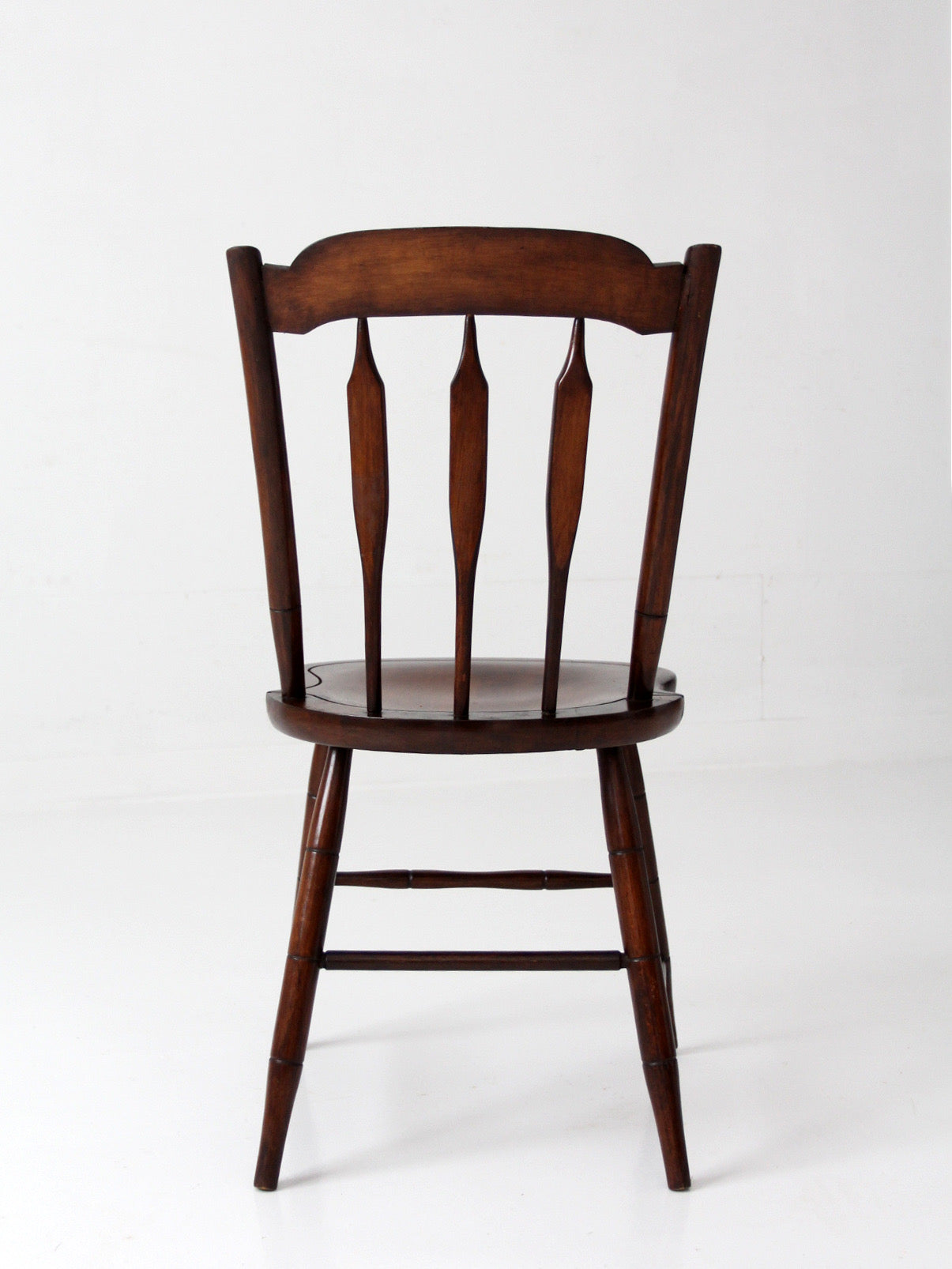vintage Windsor style side chair