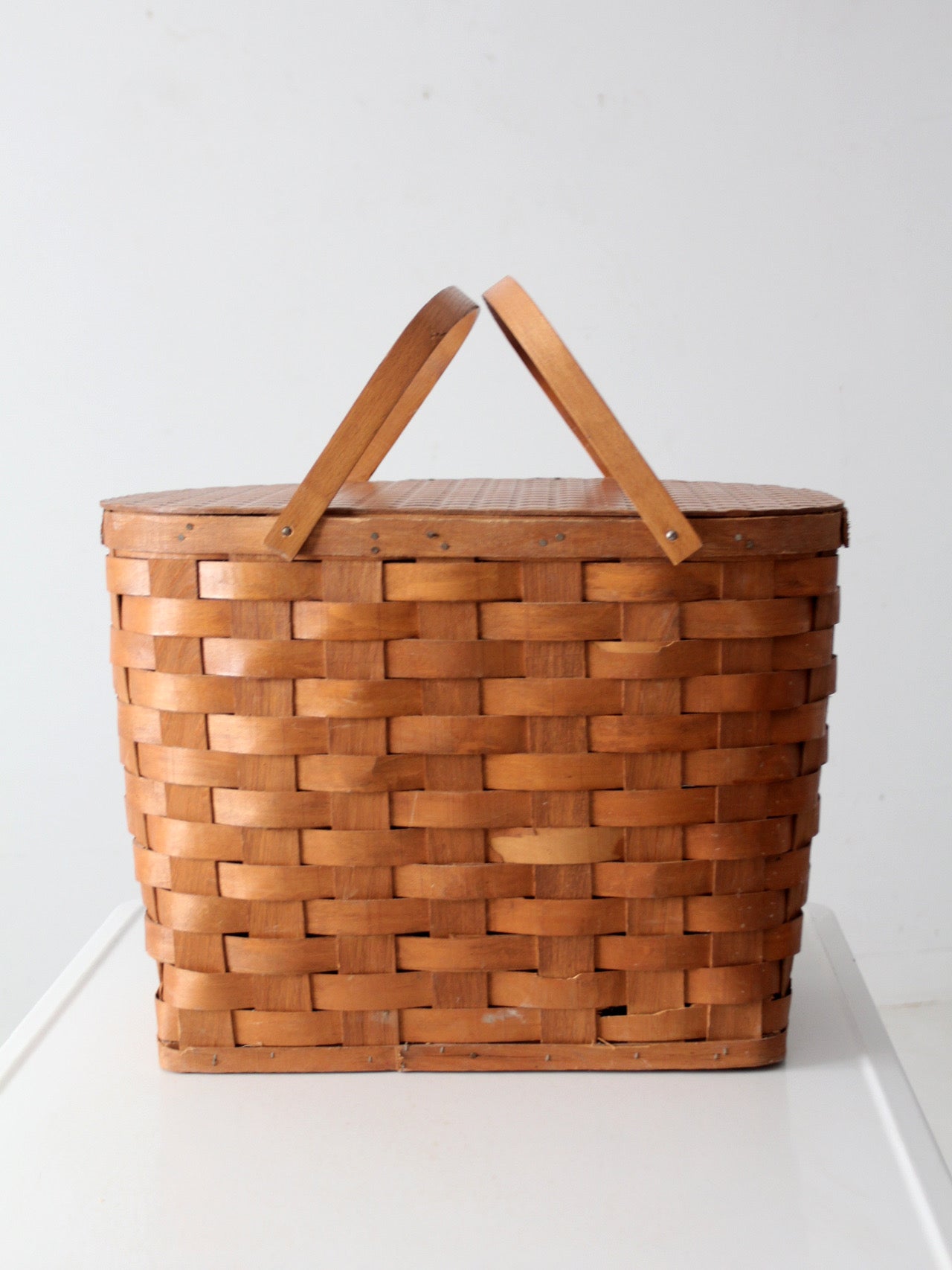 large vintage splint weave picnic basket