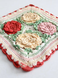 vintage floral crotchet pot holder