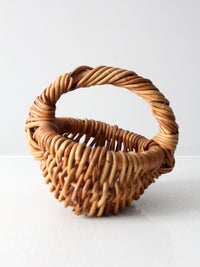 vintage small melon basket