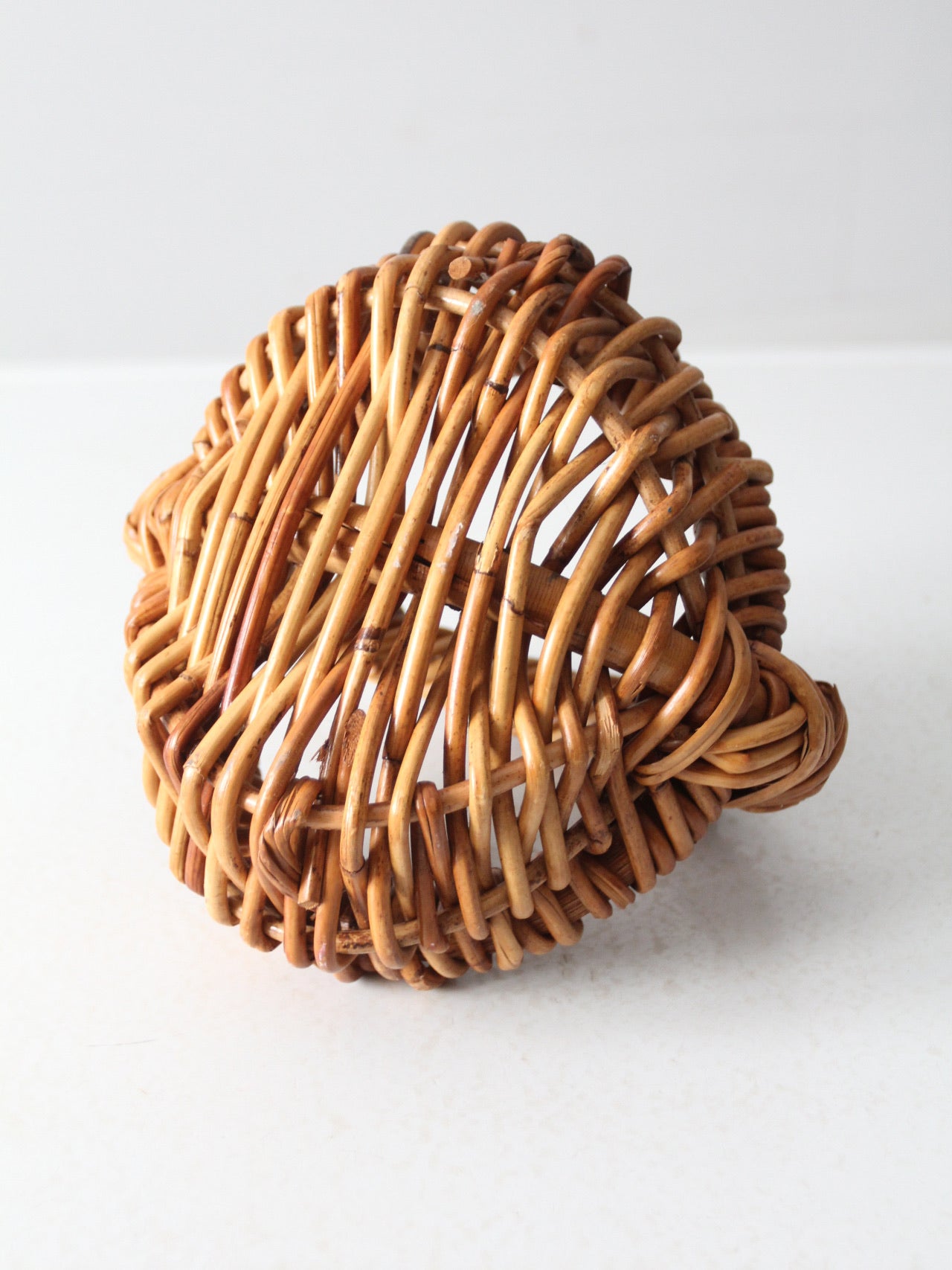 vintage small melon basket