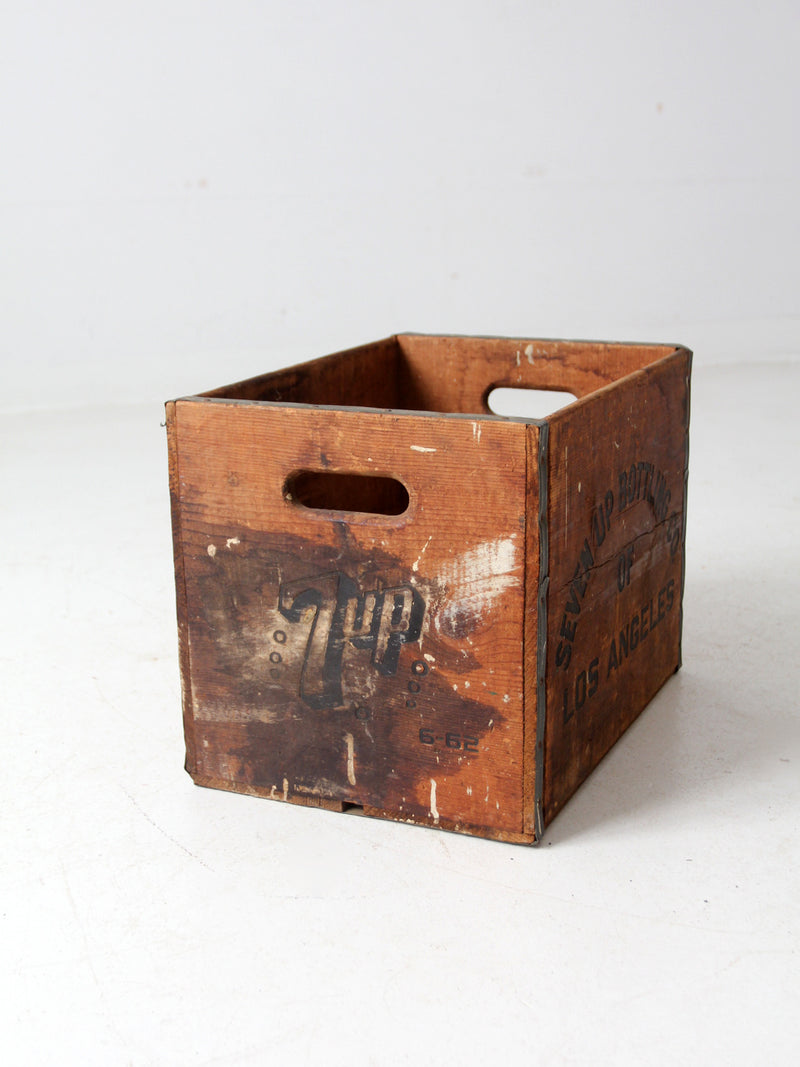 vintage 7up wood crate