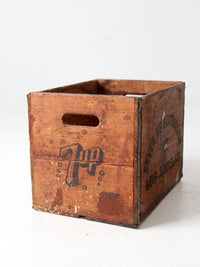 vintage 7up wood crate