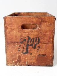 vintage 7up wood crate