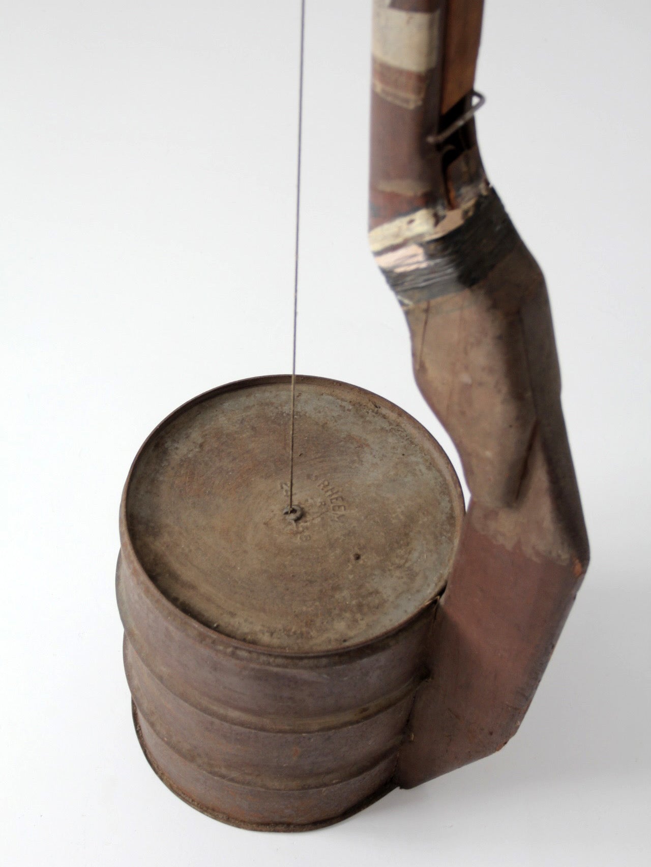 primitive American folk string instrument