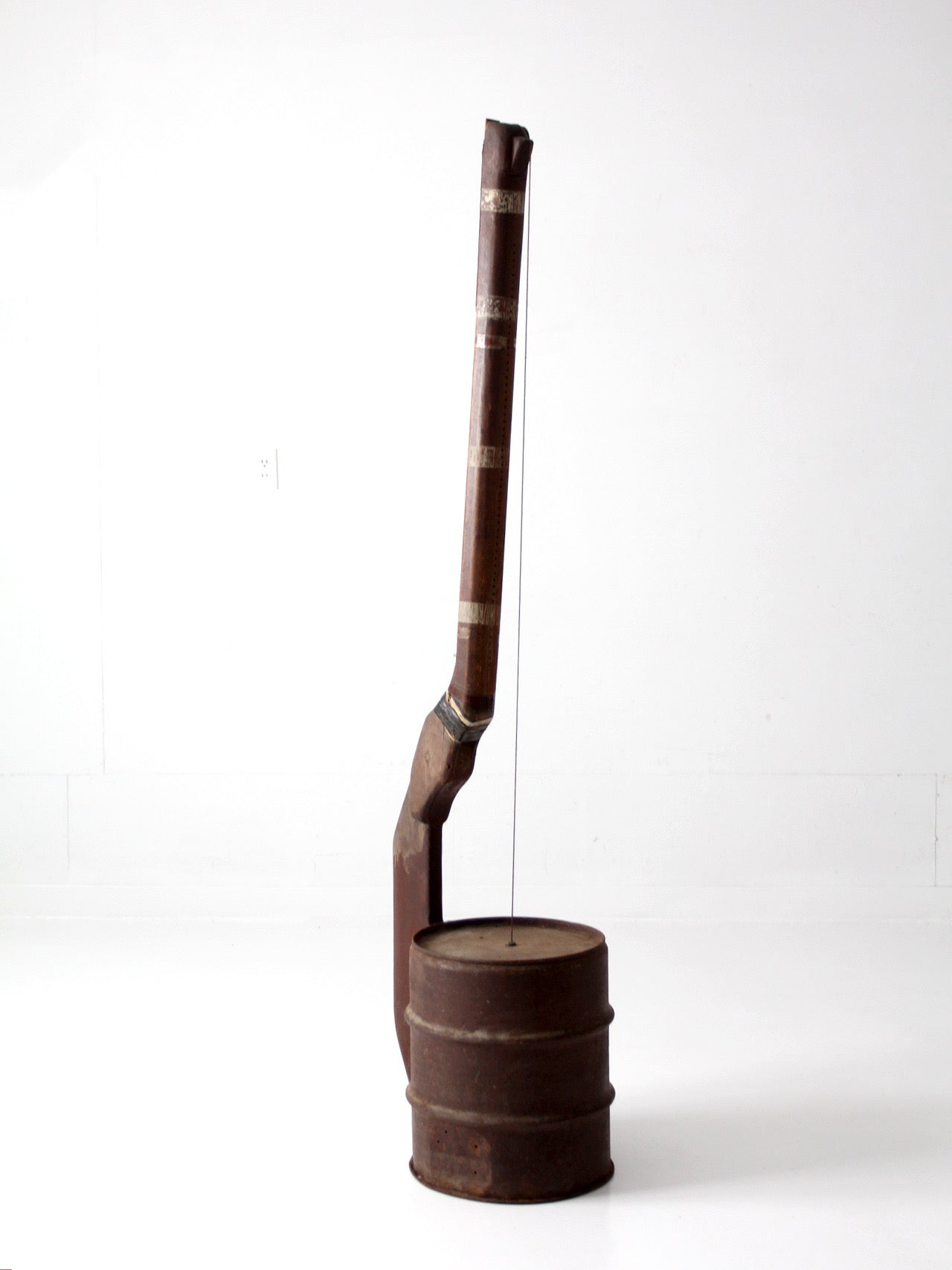 primitive American folk string instrument