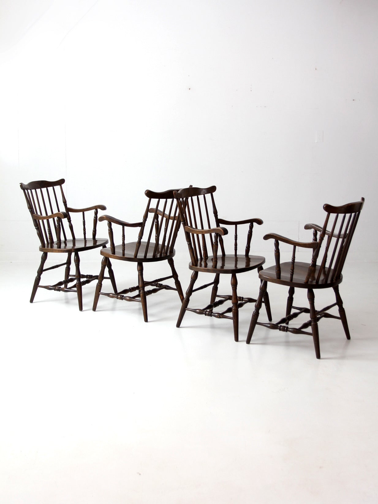 vintage Windsor dining chairs set 4 – 86 Vintage
