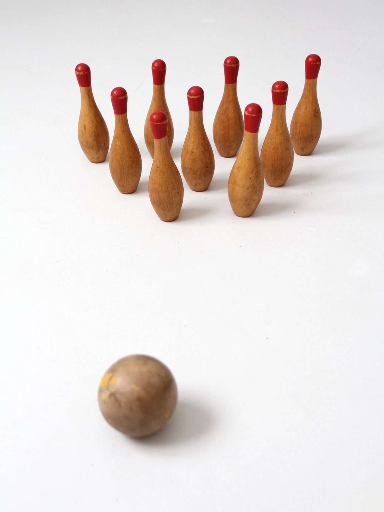 antique tabletop bowling game set