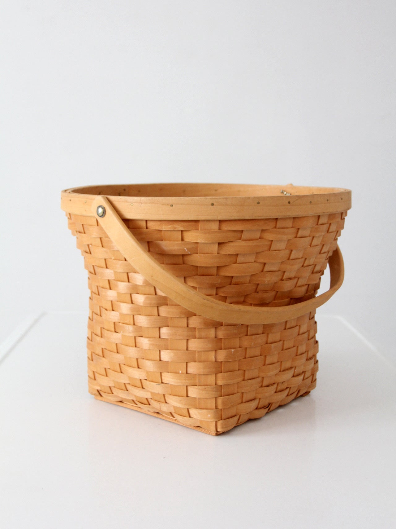 vintage splint weave basket with bail handle